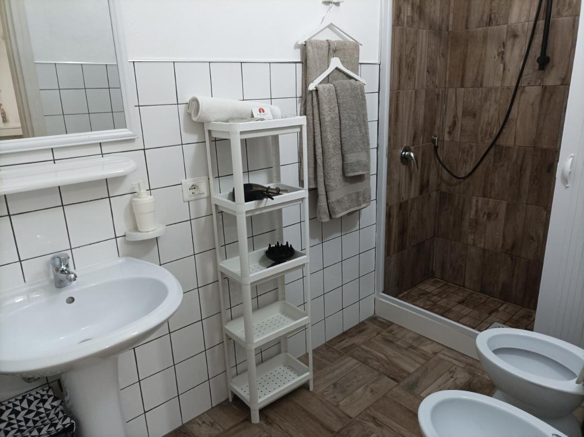 Camera Matrimoniale con Bagno Privato