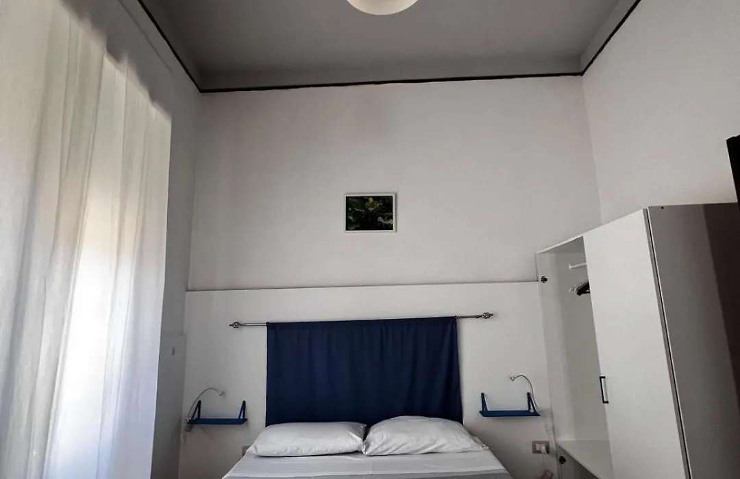 B&B Giallolumia-1